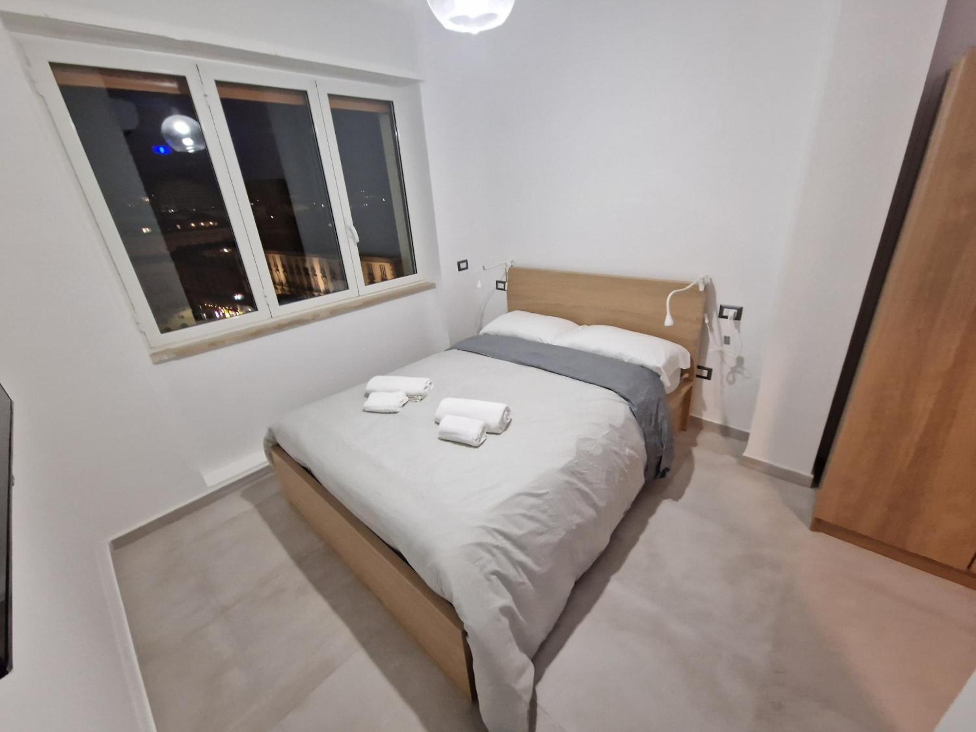 Neapolitan Skyscraper Suites Ngoại thất bức ảnh
