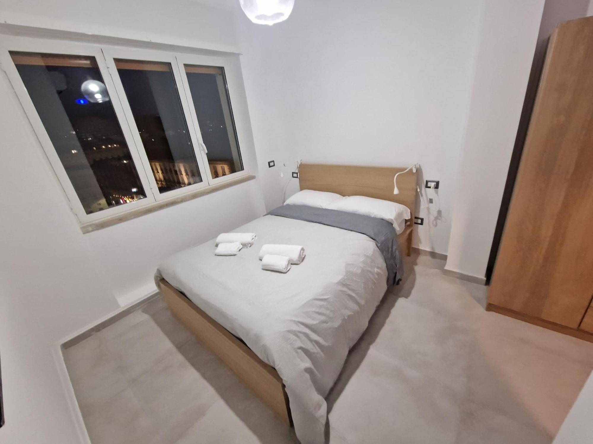 Neapolitan Skyscraper Suites Ngoại thất bức ảnh